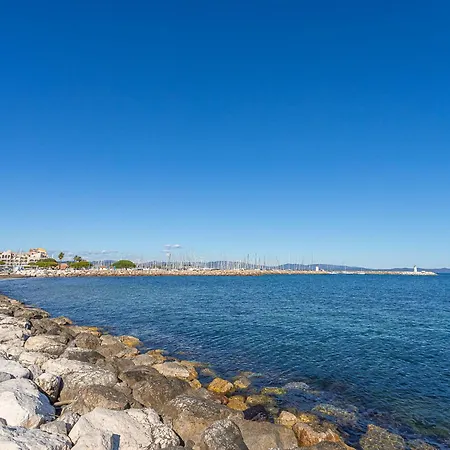 아파트 Port De La Gavine-27 By Interhome